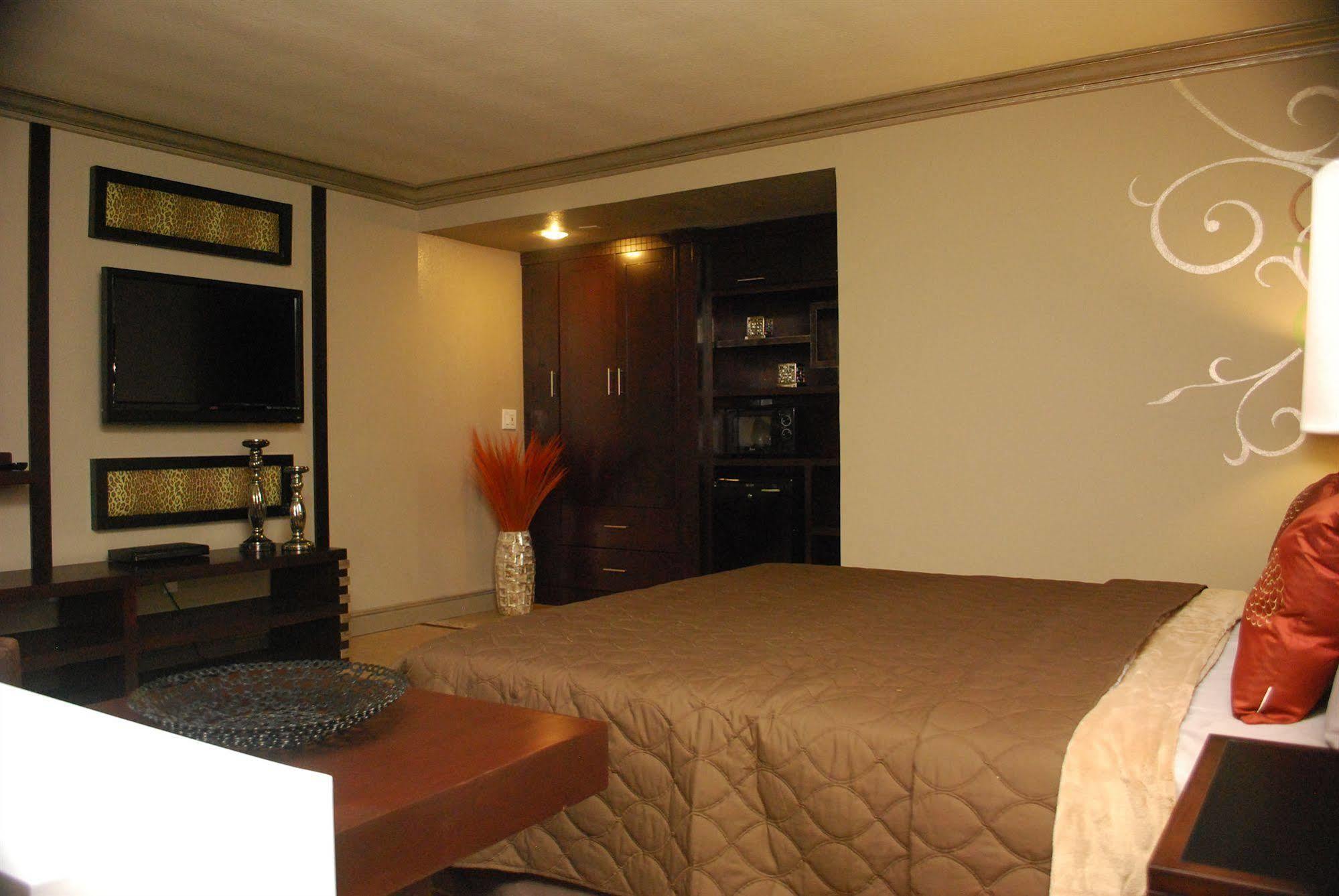 Friendly Hills Inn Whittier Extérieur photo