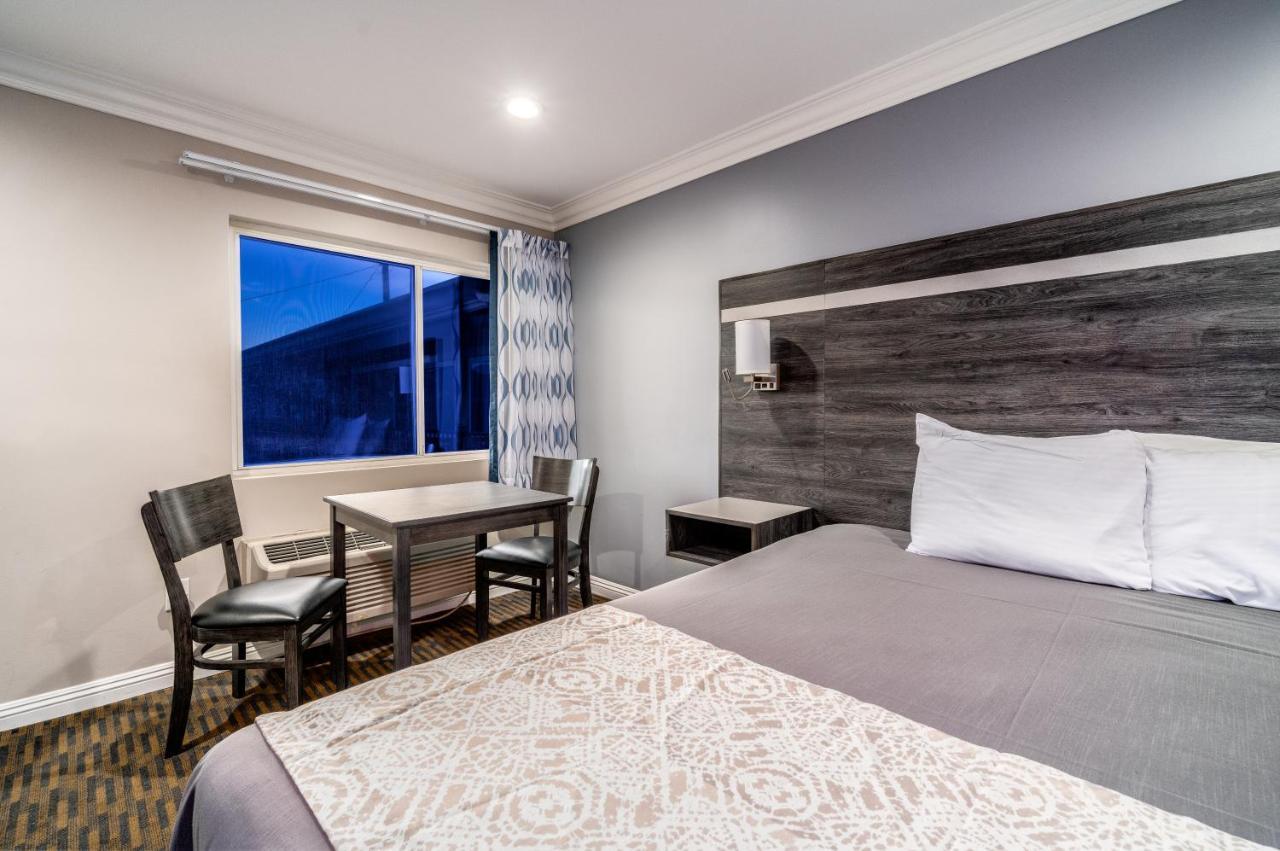 Friendly Hills Inn Whittier Extérieur photo