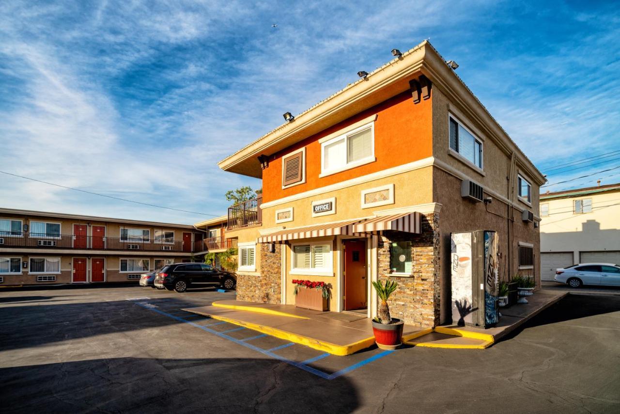 Friendly Hills Inn Whittier Extérieur photo